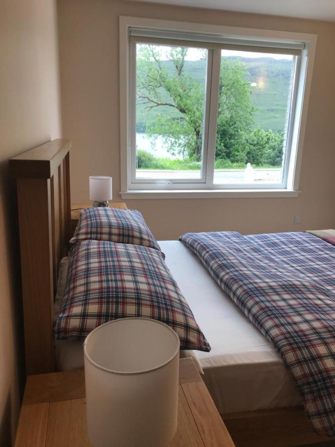 Borrodale, One Bedroom Apartment With Balcony And Loch View. Fort William Exterior foto
