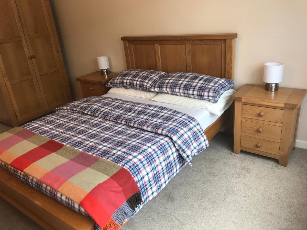 Borrodale, One Bedroom Apartment With Balcony And Loch View. Fort William Exterior foto