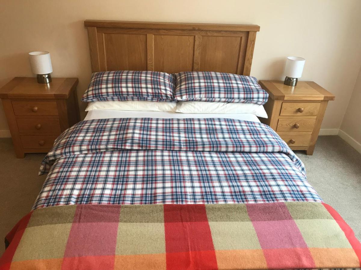 Borrodale, One Bedroom Apartment With Balcony And Loch View. Fort William Exterior foto